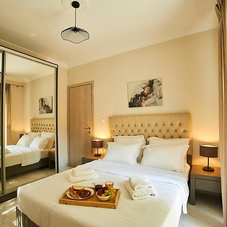 Marble Shine Apartment Near The City Center By Binobi! سالونيك المظهر الخارجي الصورة
